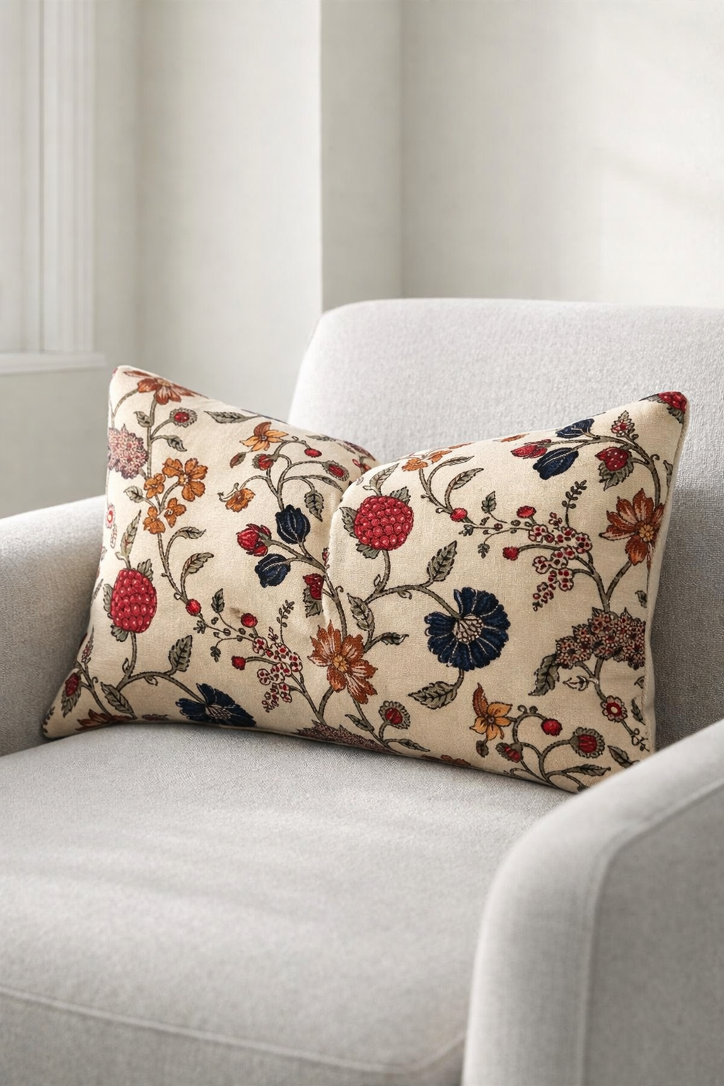 Designer cushion cover Australia beige floral velvet on sofa
Beige lumbar pillow cover styled with neutral cushions and throw
Vintage floral cushion cover 50x30 neutral home decor styling