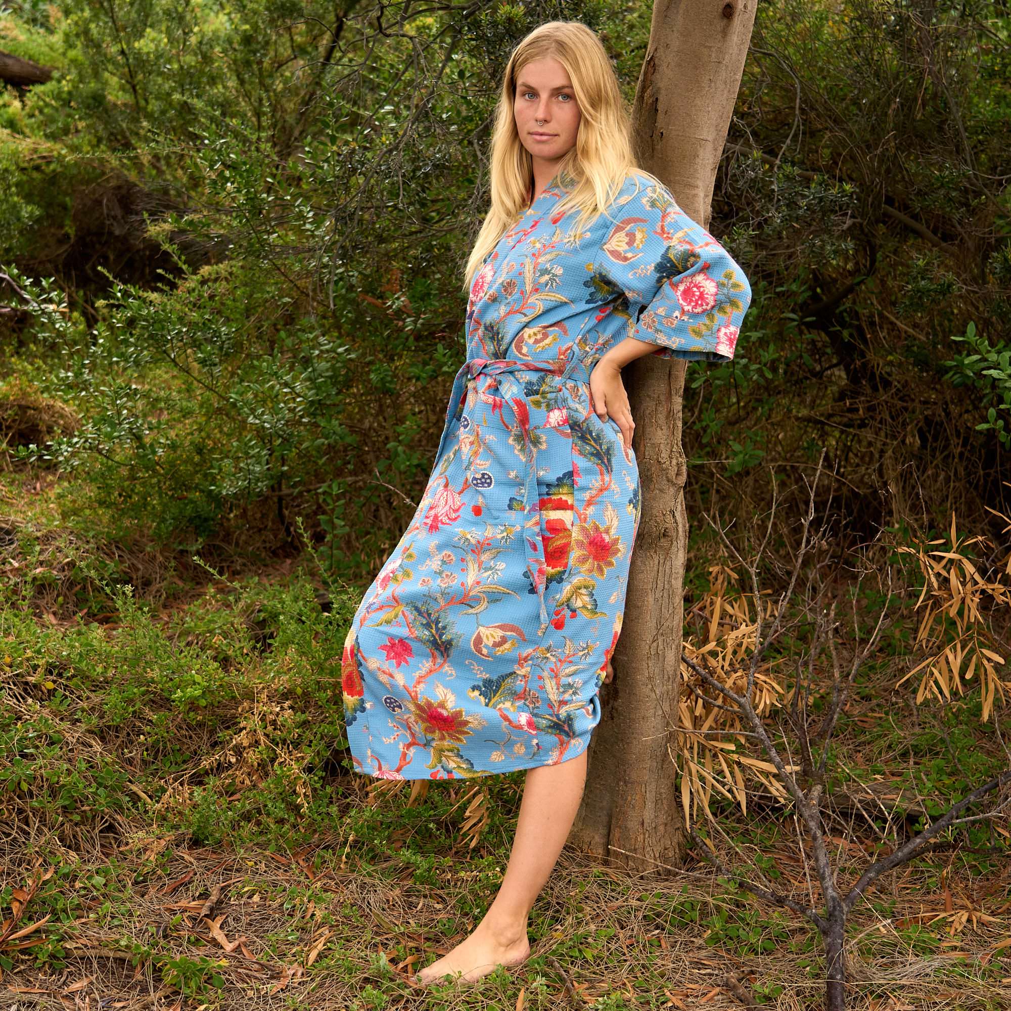 Serene Sky Waffle Cotton Kimono Robe - Floral Elegance in Blue