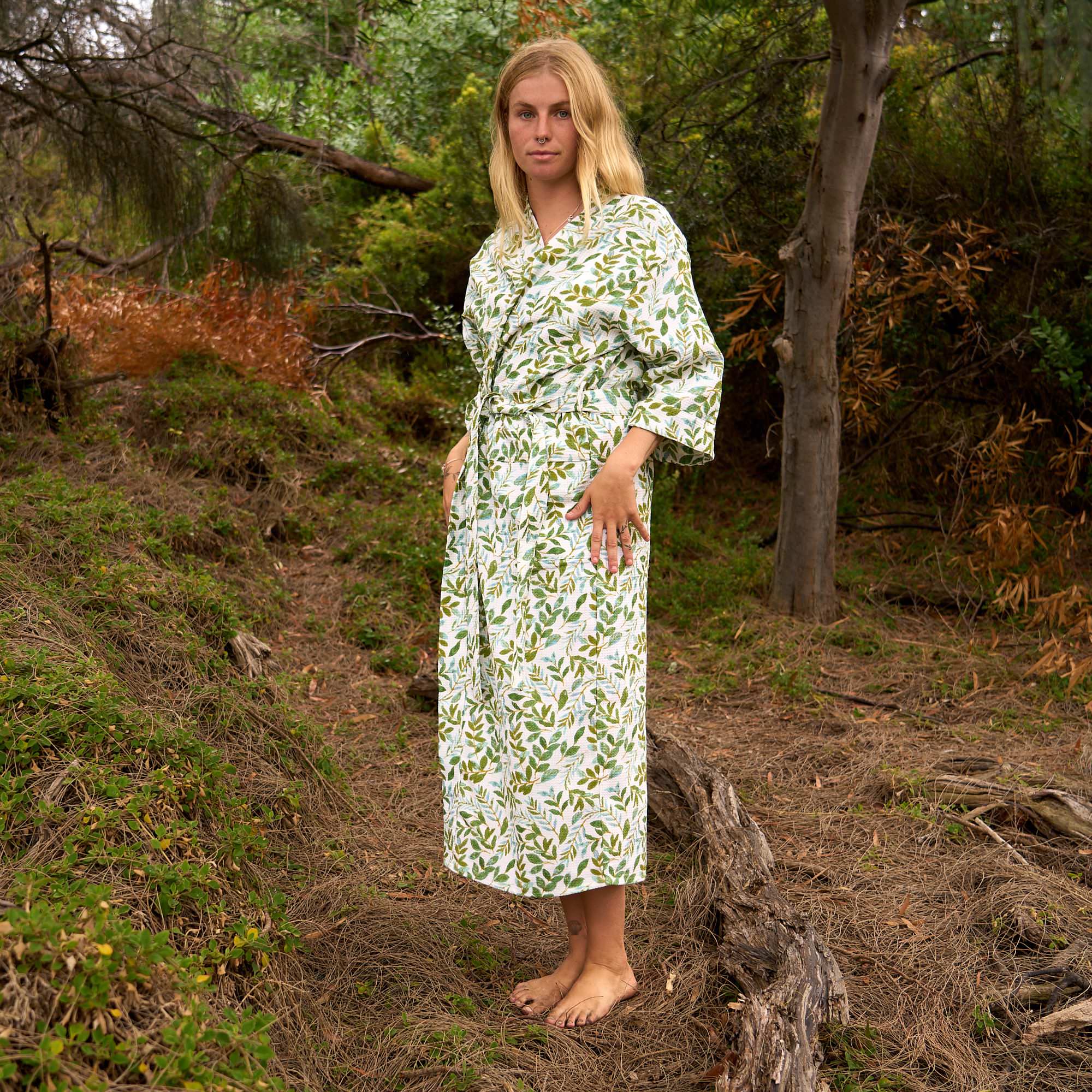 Whispering Leaves Cotton Kimono Robe - White & Green