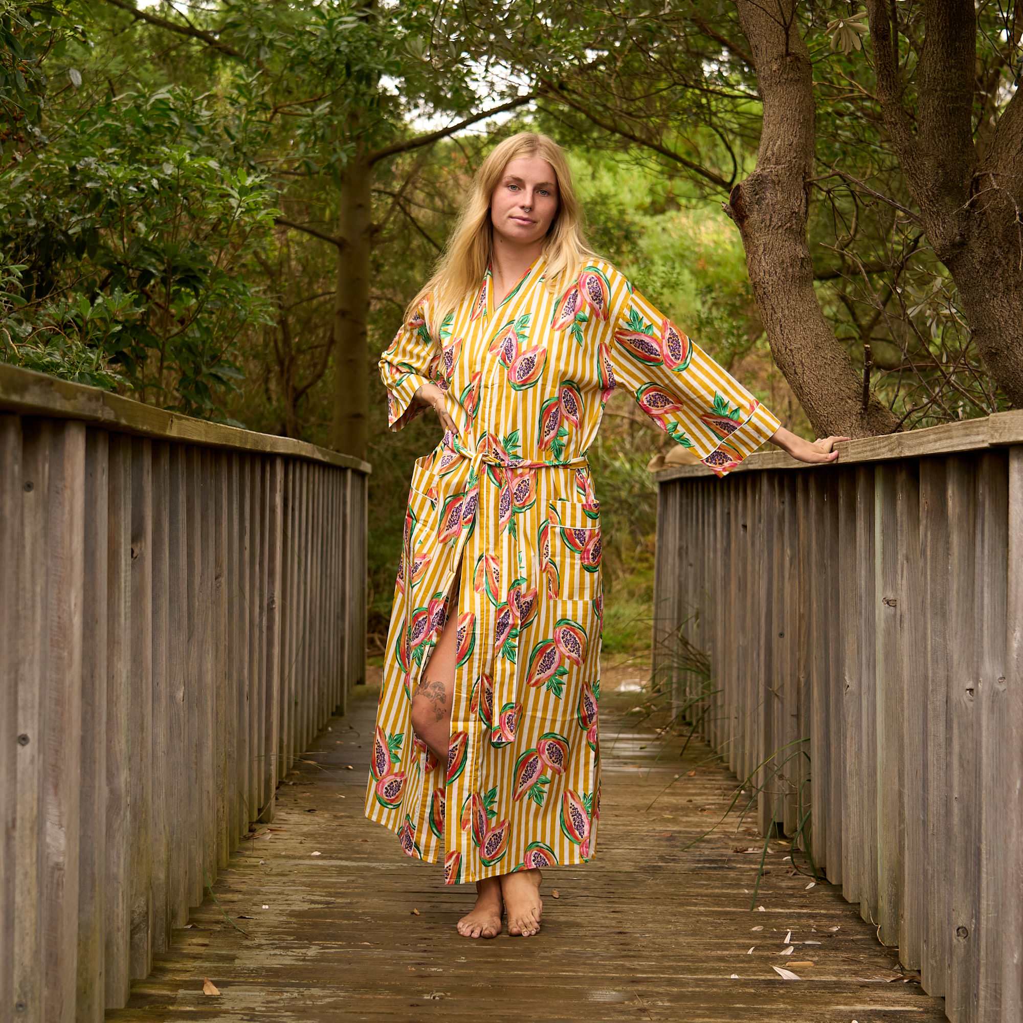 Tropical Sunshine Kimono – Cotton Robe for Beach & Lounge Vibes