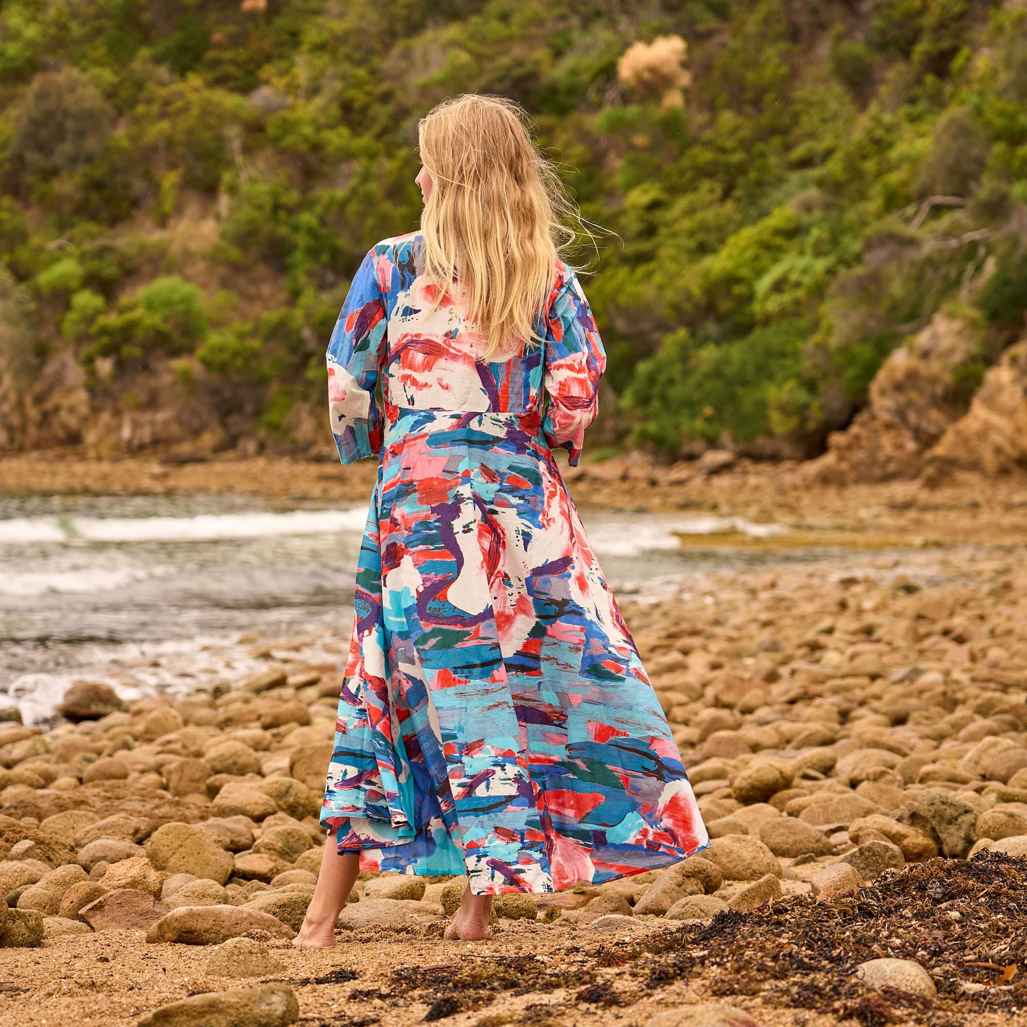 Coastal Canvas Maxi Dress – Abstract Art Print on Soft Cotton