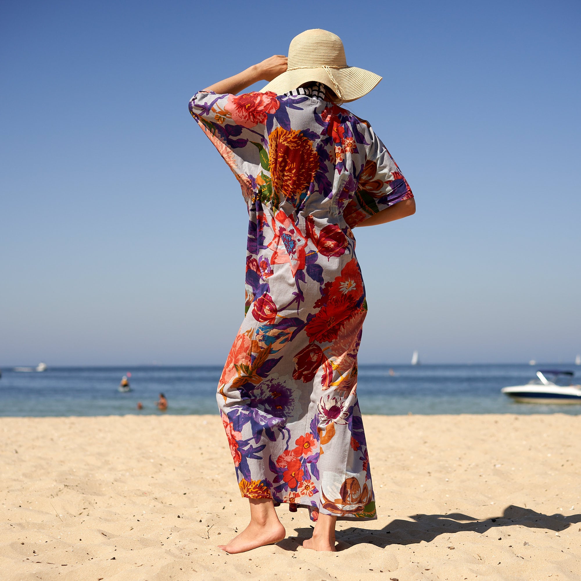Resort wear island adventure kaftan dress women Australia
Tropical beach cover up kaftan for relaxed vacation outfit
Oversized cotton kaftan dress for European summer styling
Soft breathable island print kaftan for coastal fashion look