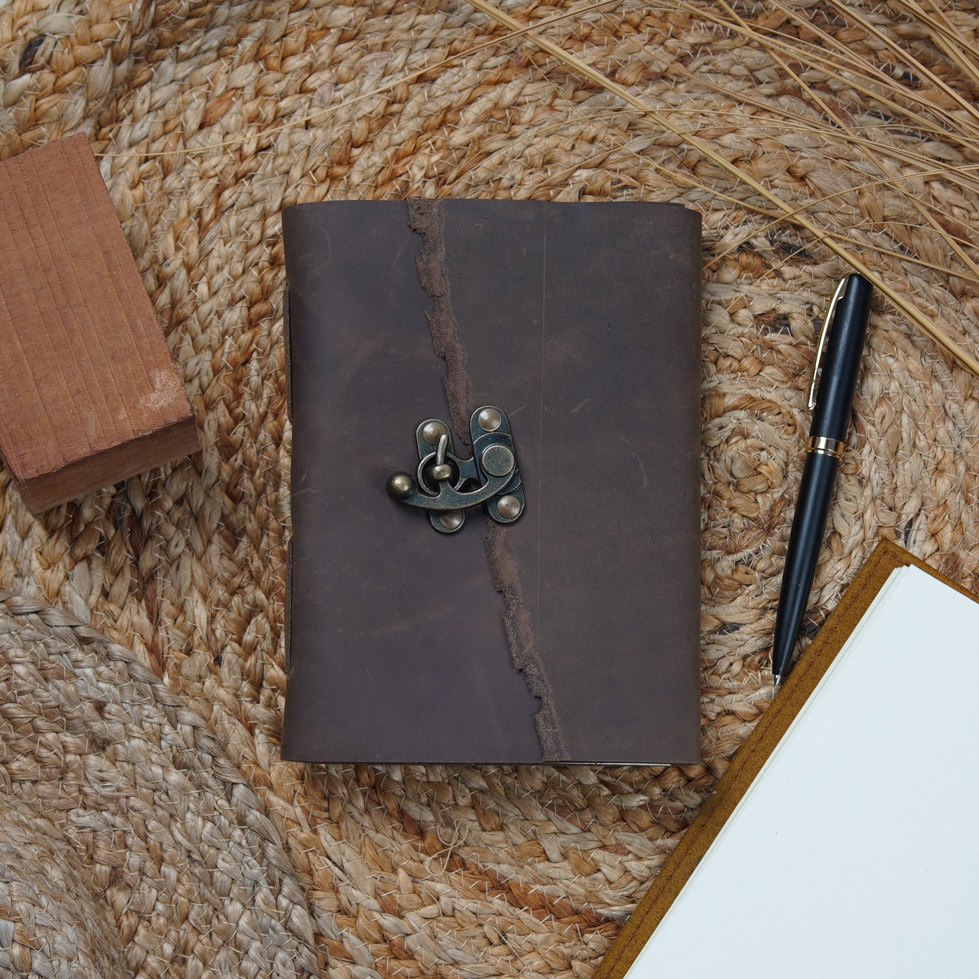 Vintage Leather Journal Book - Artisan's Delight