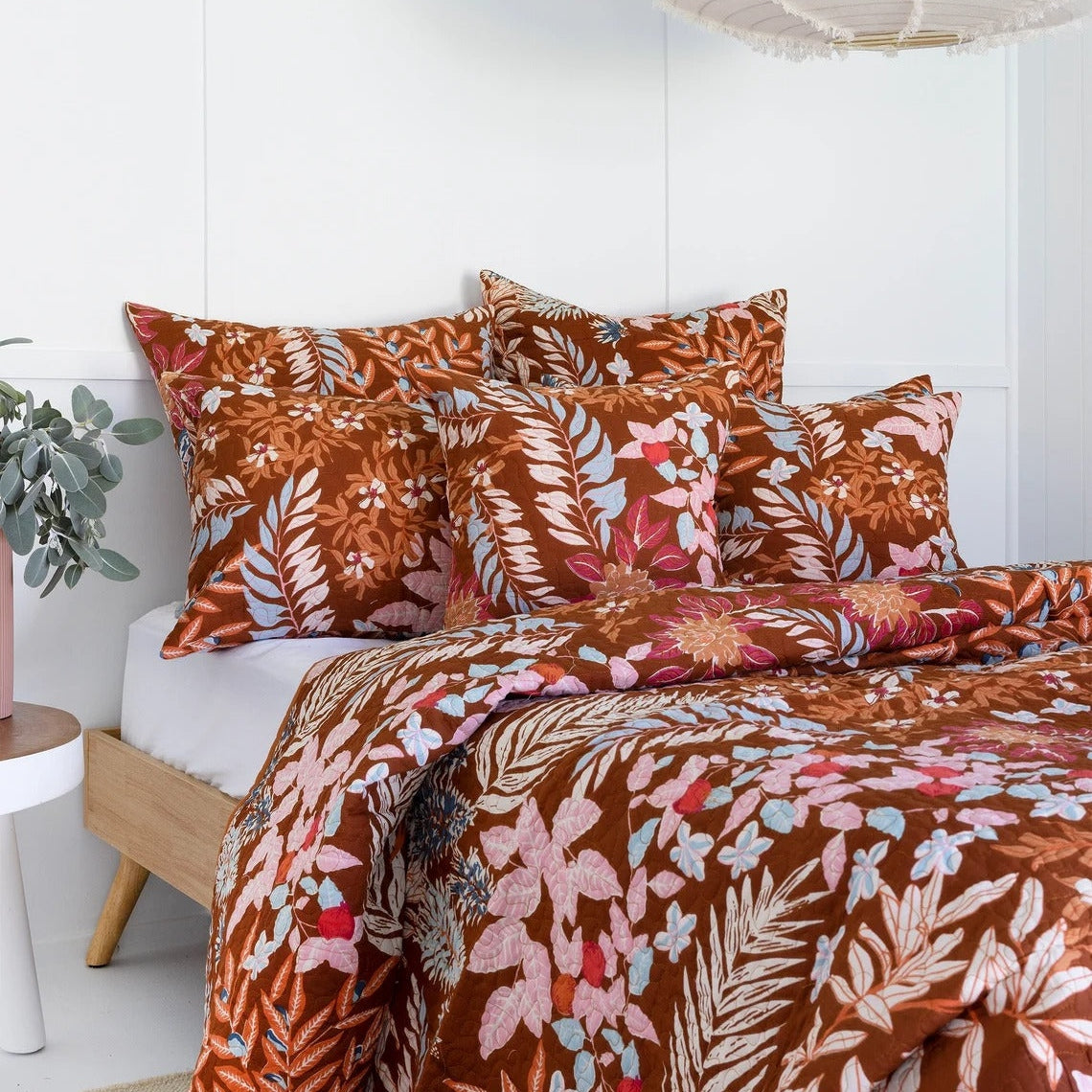 Floral Cotton Quilt Bedspread Comforter Duvet- Brown Monkey