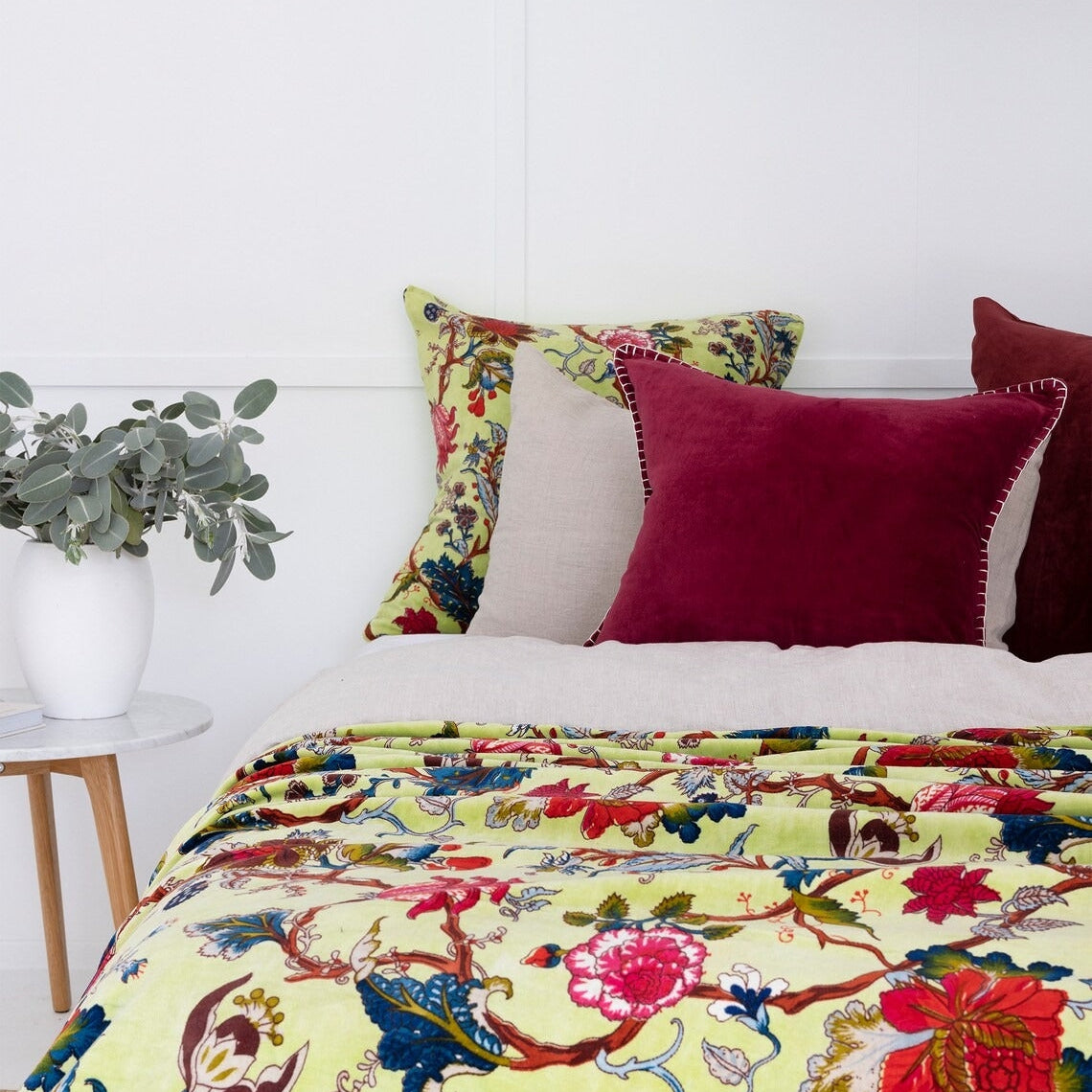 Mexican Velvet Cotton Throw Light Green - Floral