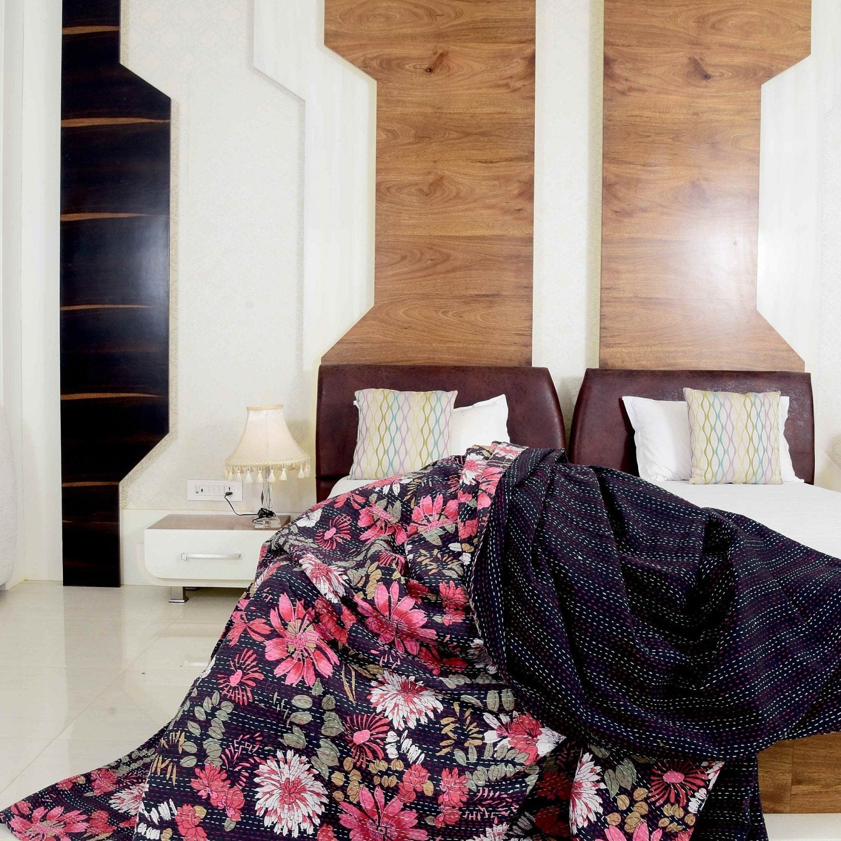 Linen Connections Handmade Indian Kantha Quilt- Purple Floral