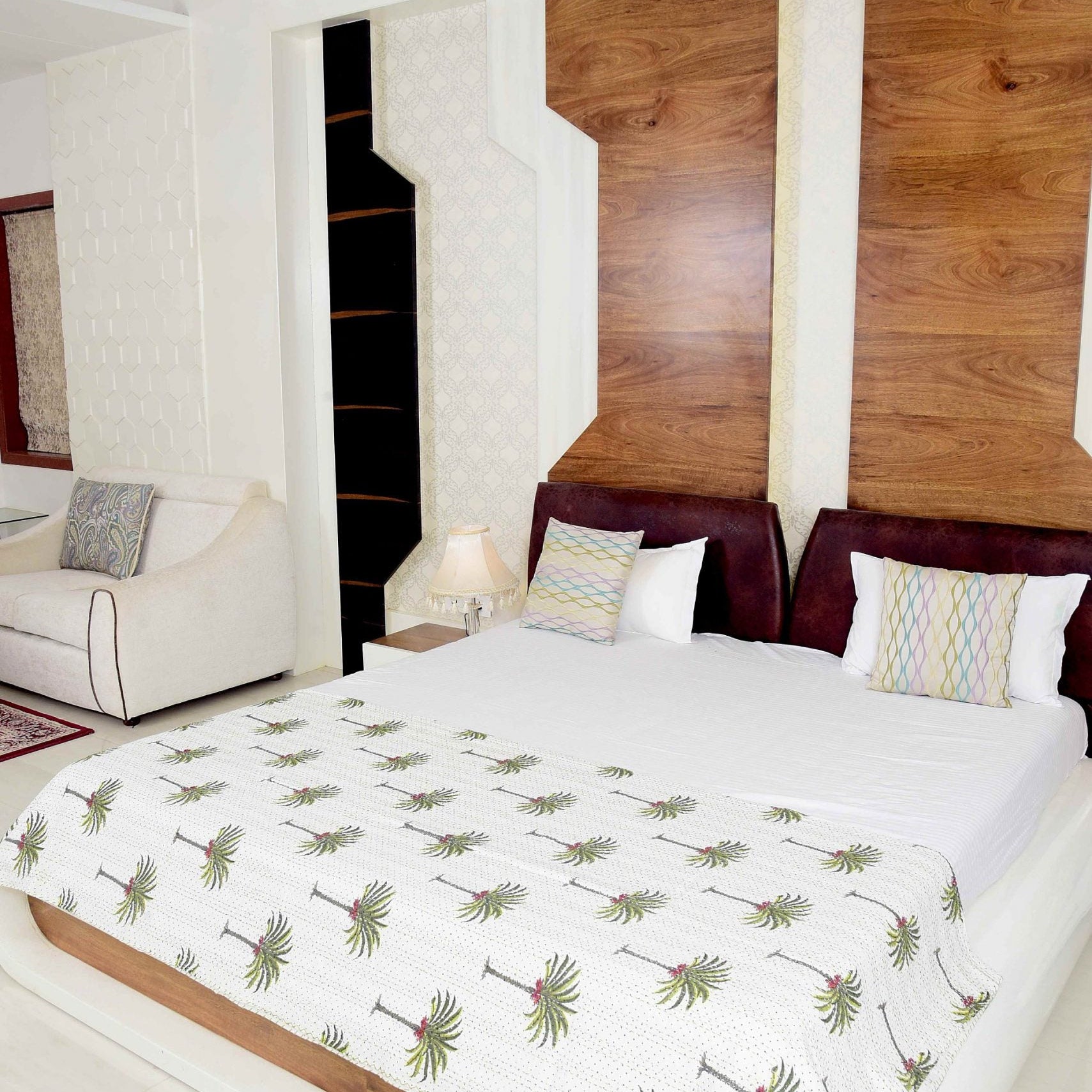 Linen Connections Indian Kantha Quilt - White Palm