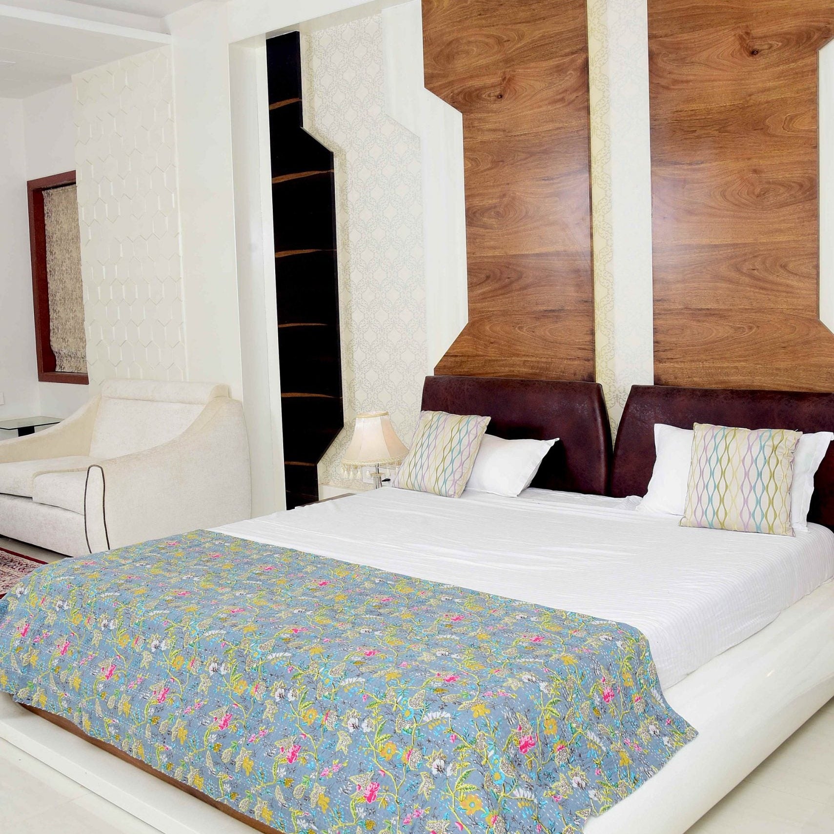 Linen Connections Indian Kantha Quilt - Grey Mischeif