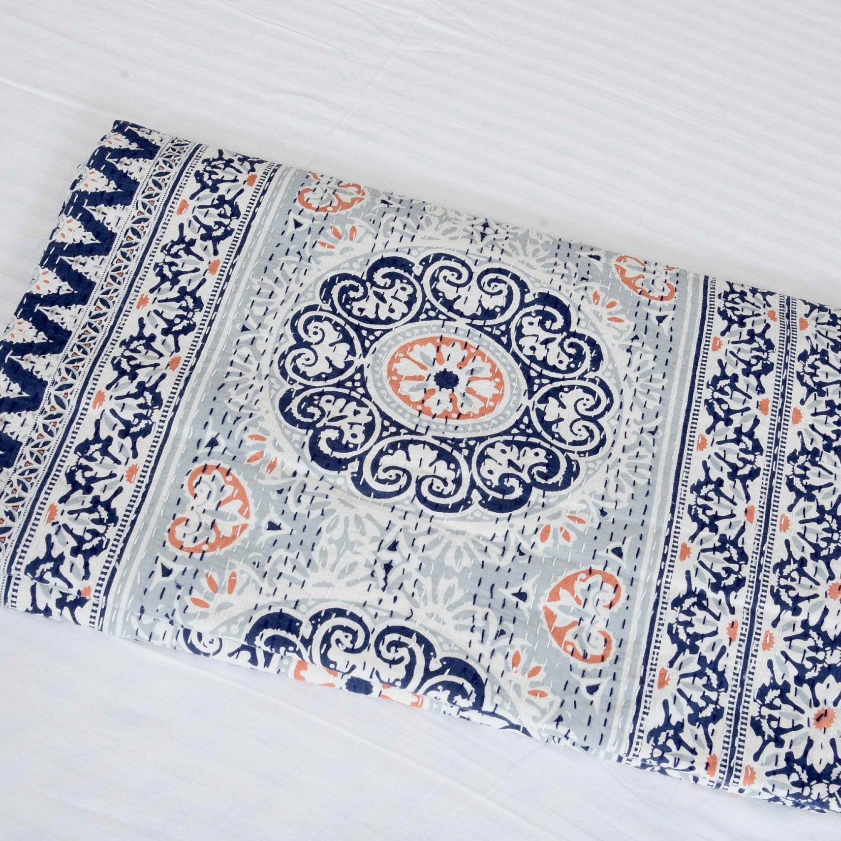 Linen Connections Indian Kantha Quilt - Crystals