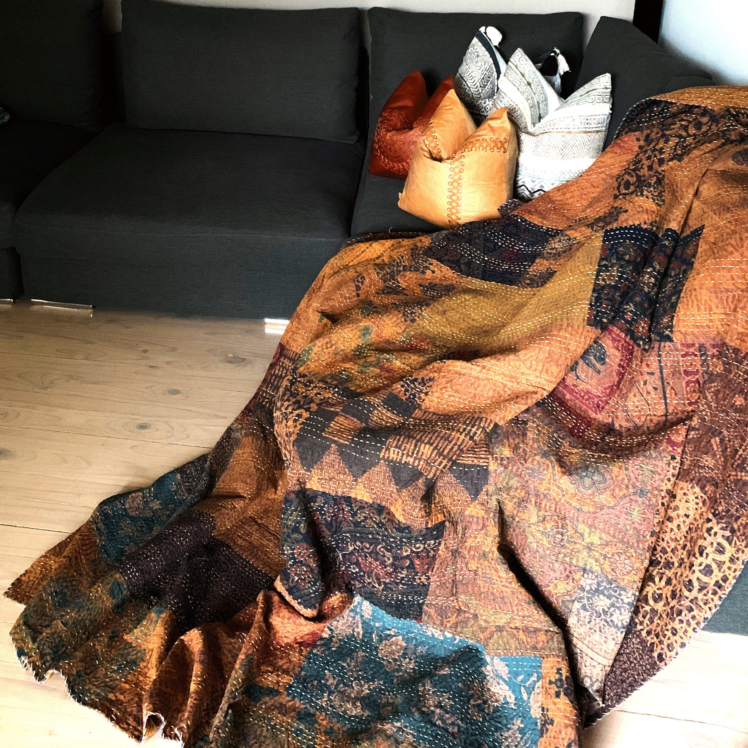 Linen Connections Indian Kantha Quilt - Black Mush