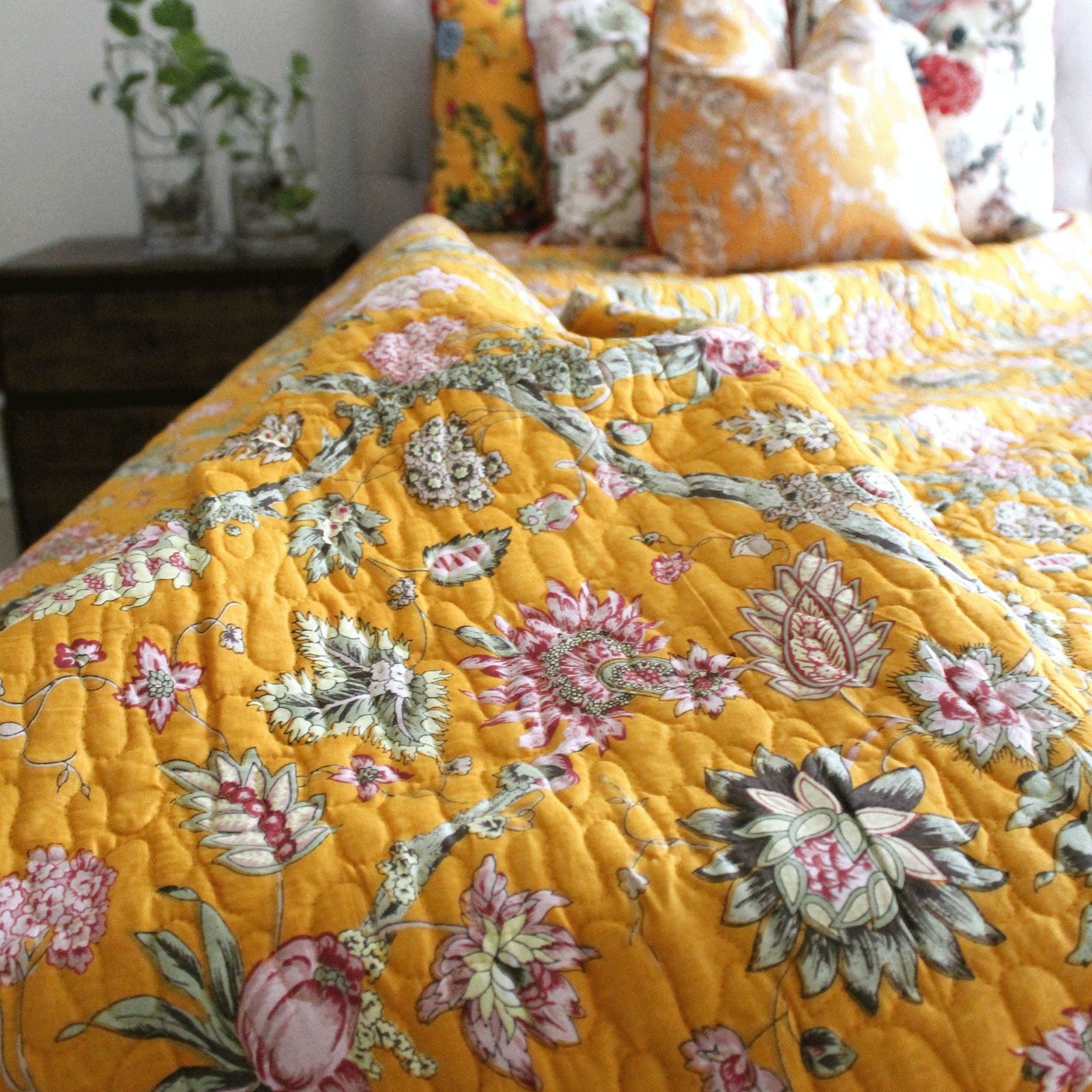 Linen Connections Floral Reversible Cotton Quilt - Sunflower