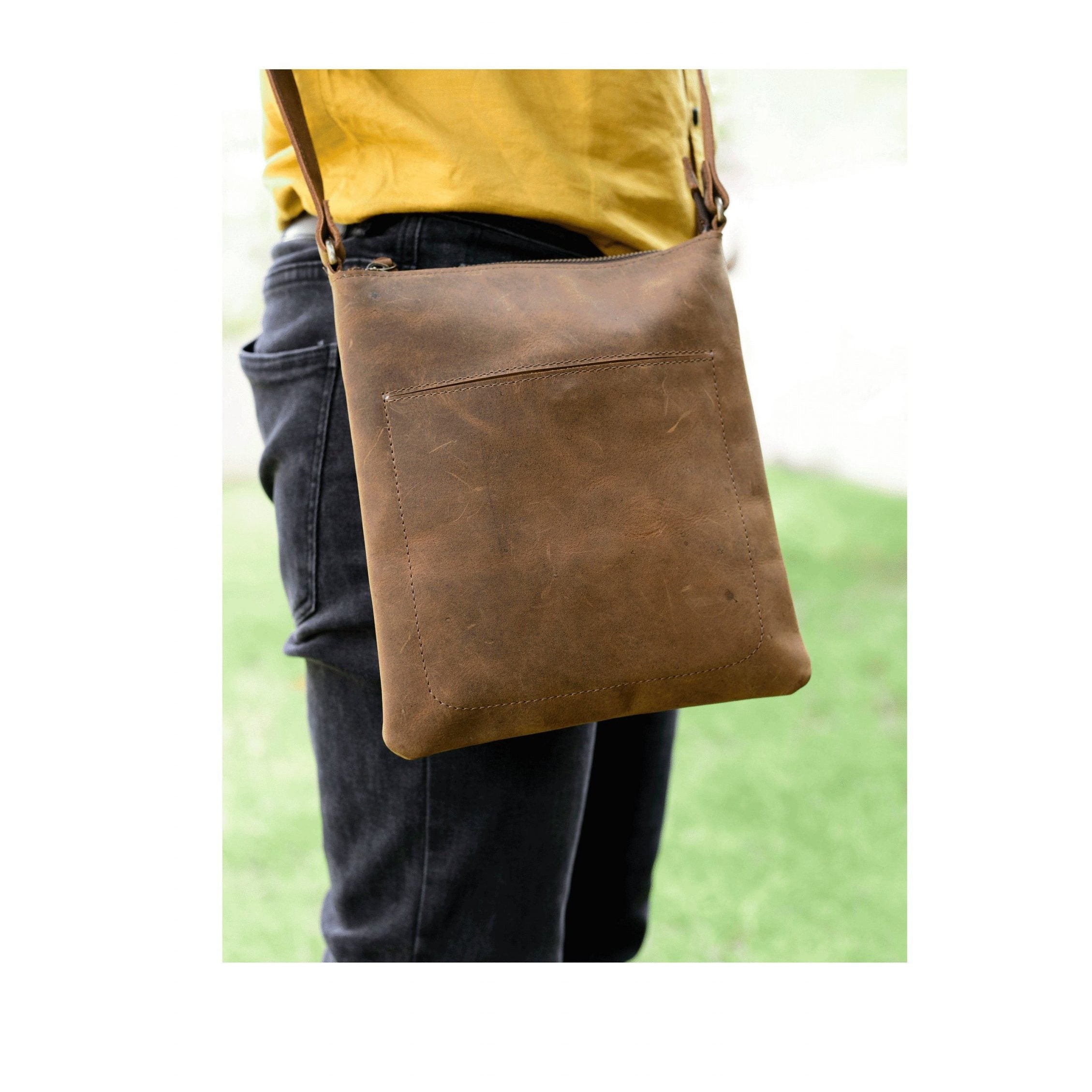 Leather Tote Bag - Sleek Cityscape
