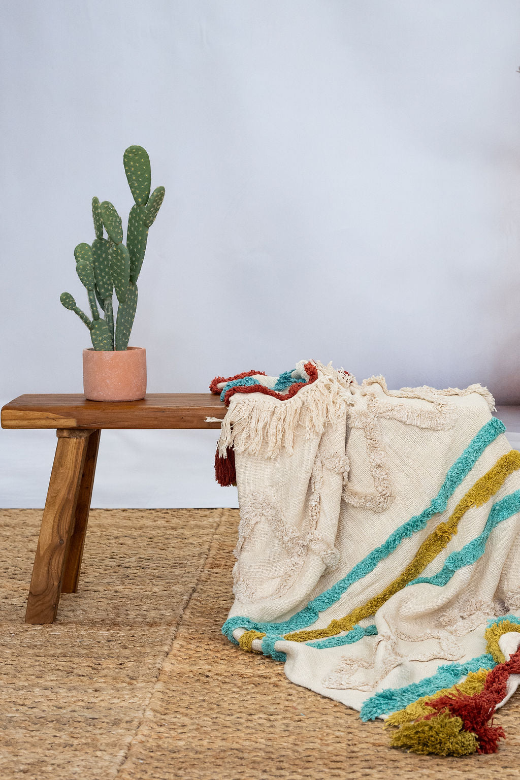 Handwoven Cotton Throw Blanket - 125x175cm | Boho Textured Design with Tassels