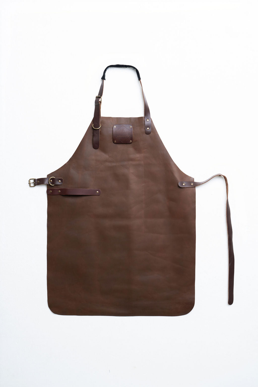 Stylish full-length brown leather apron for barbers and artisans