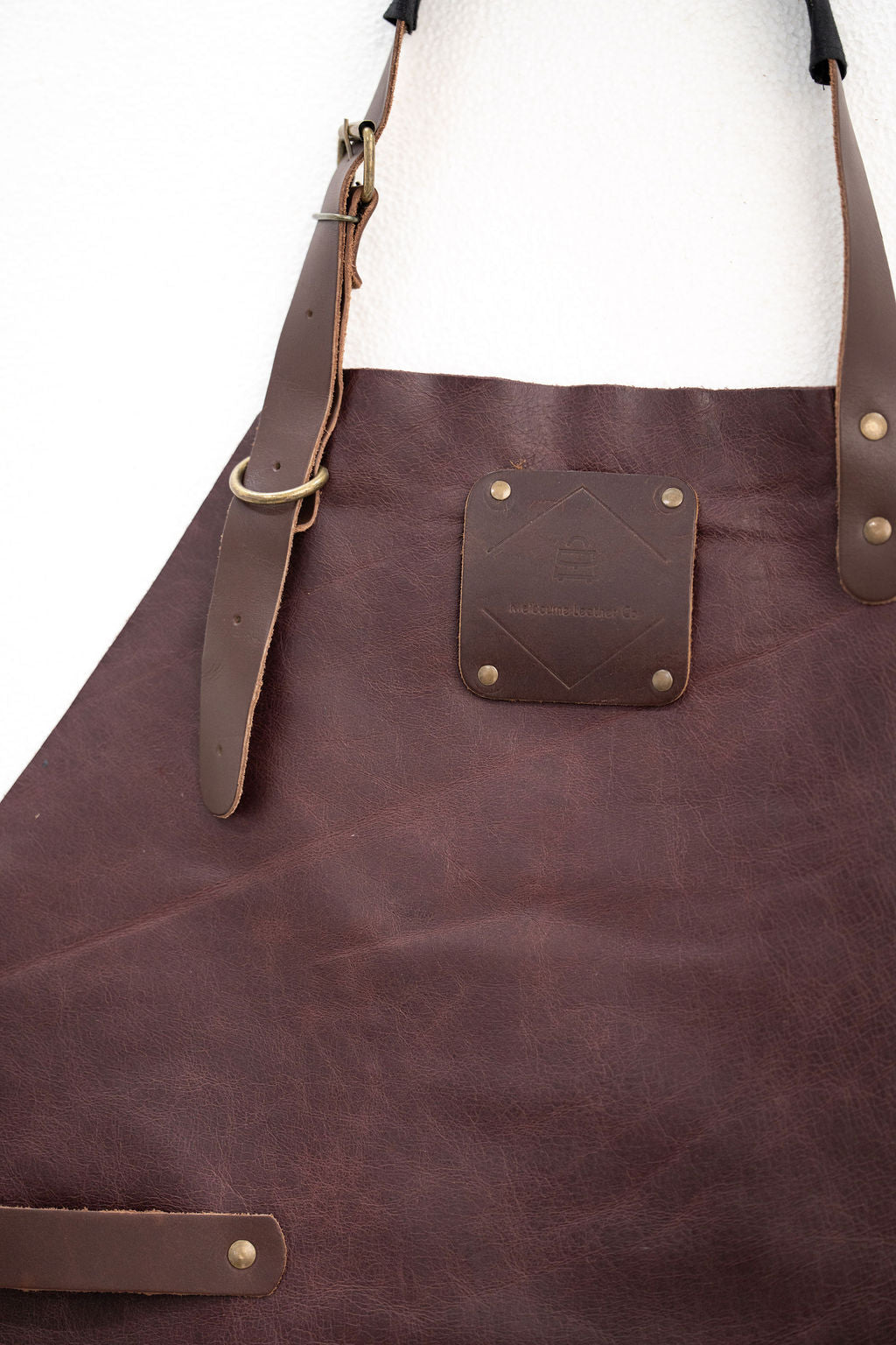 Signature espresso brown leather apron for kitchen BBQ and workshop use