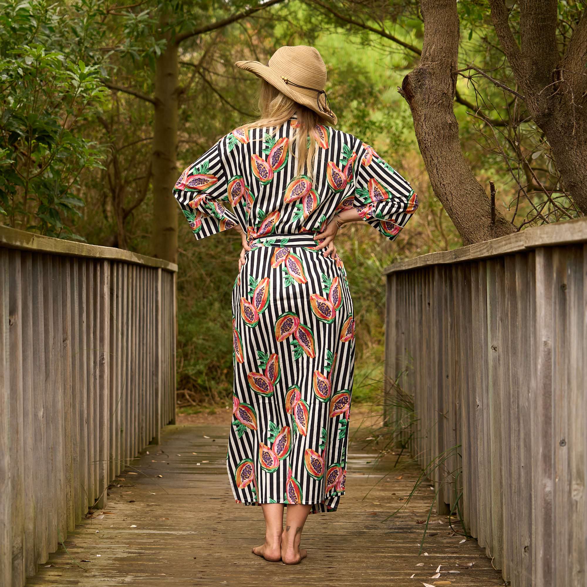 Papaya Paradise Kimono Robe – Lightweight Cotton Resortwear