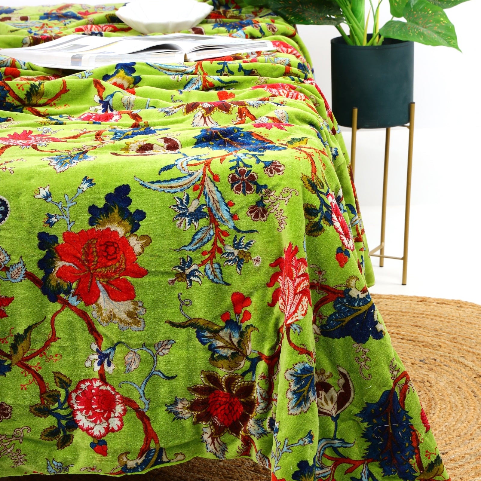 Velvet Floral Kantha Quilt - Paradise Green