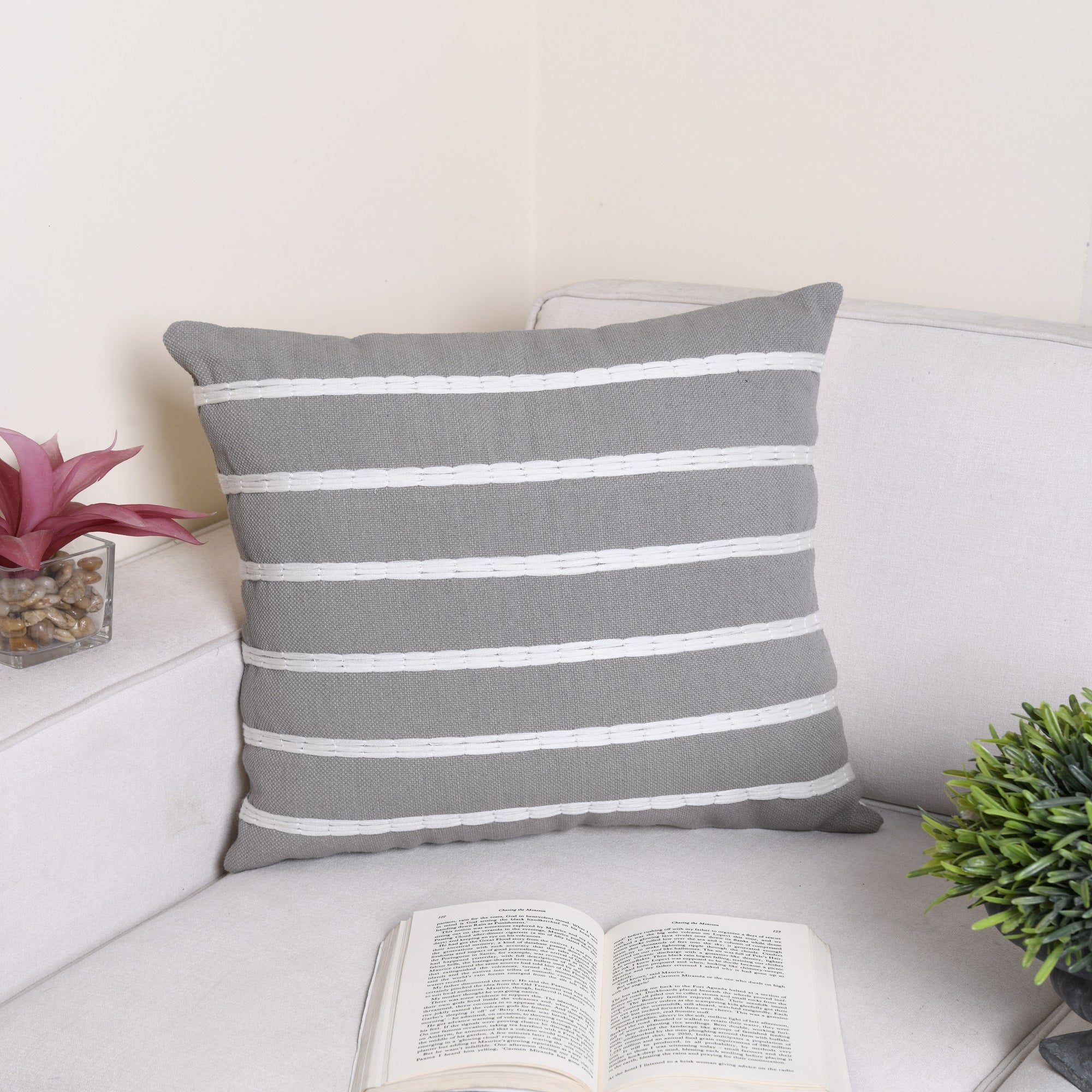 'Country Oasis' Hand-Woven Cotton Wool Cushion Cover