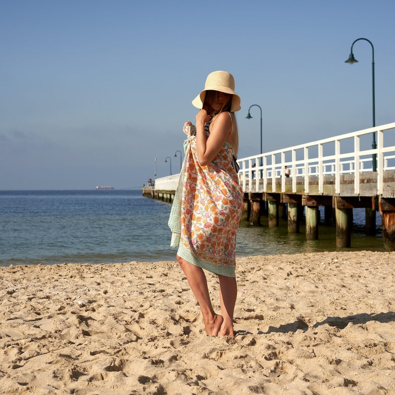 'Island Blossoms' 100% Cotton Sarong