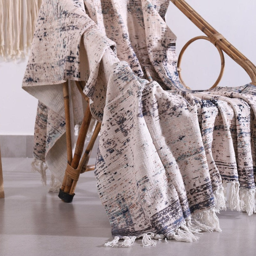 Chic Picnic Throw Blanket Quilt - Versatile Gift | Bohemian Home Accent