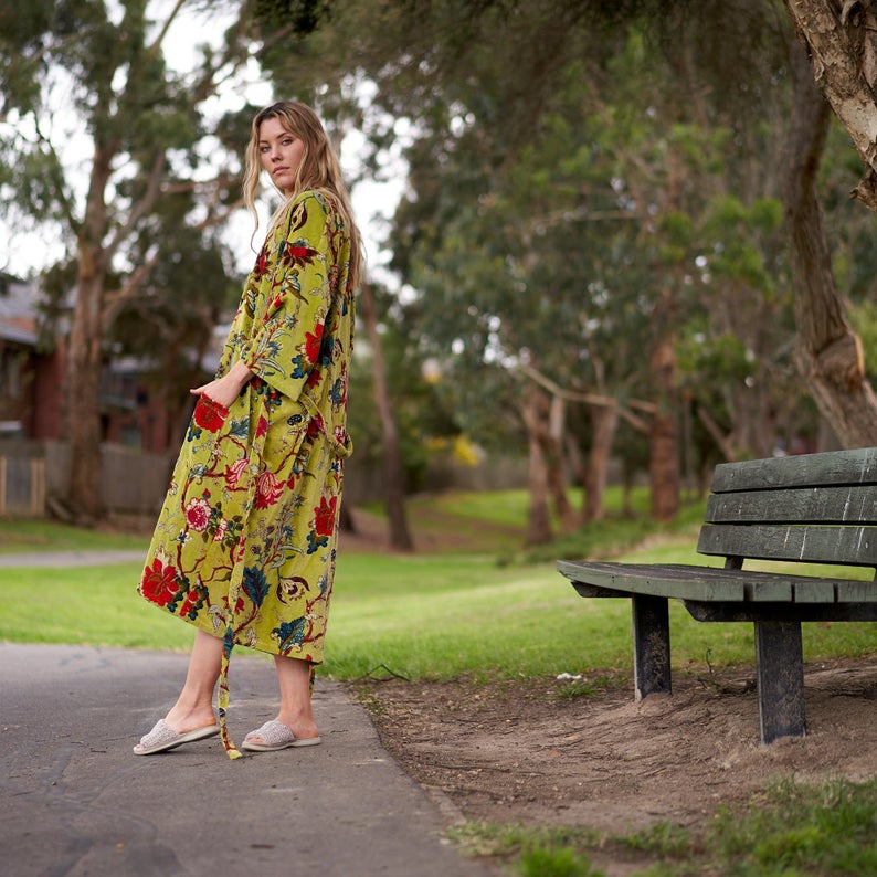 'Lavish Blossoms' 100% Cotton Velvet Kimono Robe Robe