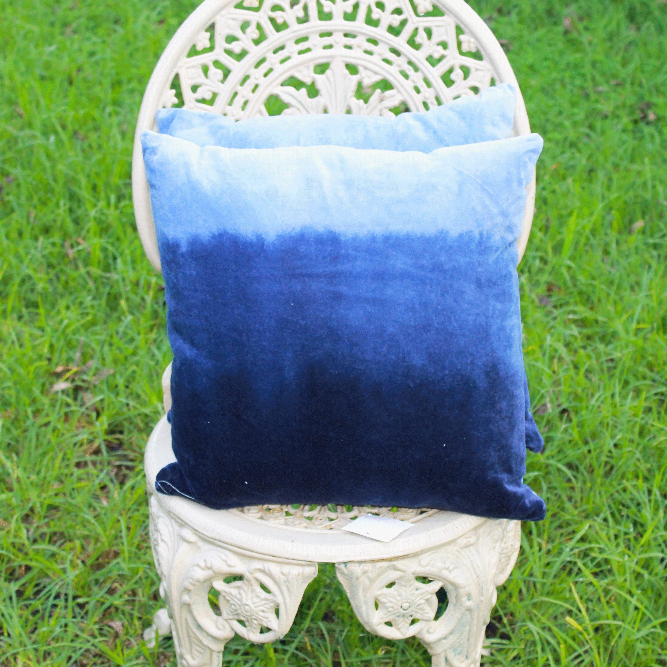 100% Cotton Velvet Cushion Cover - Blue Reflections
