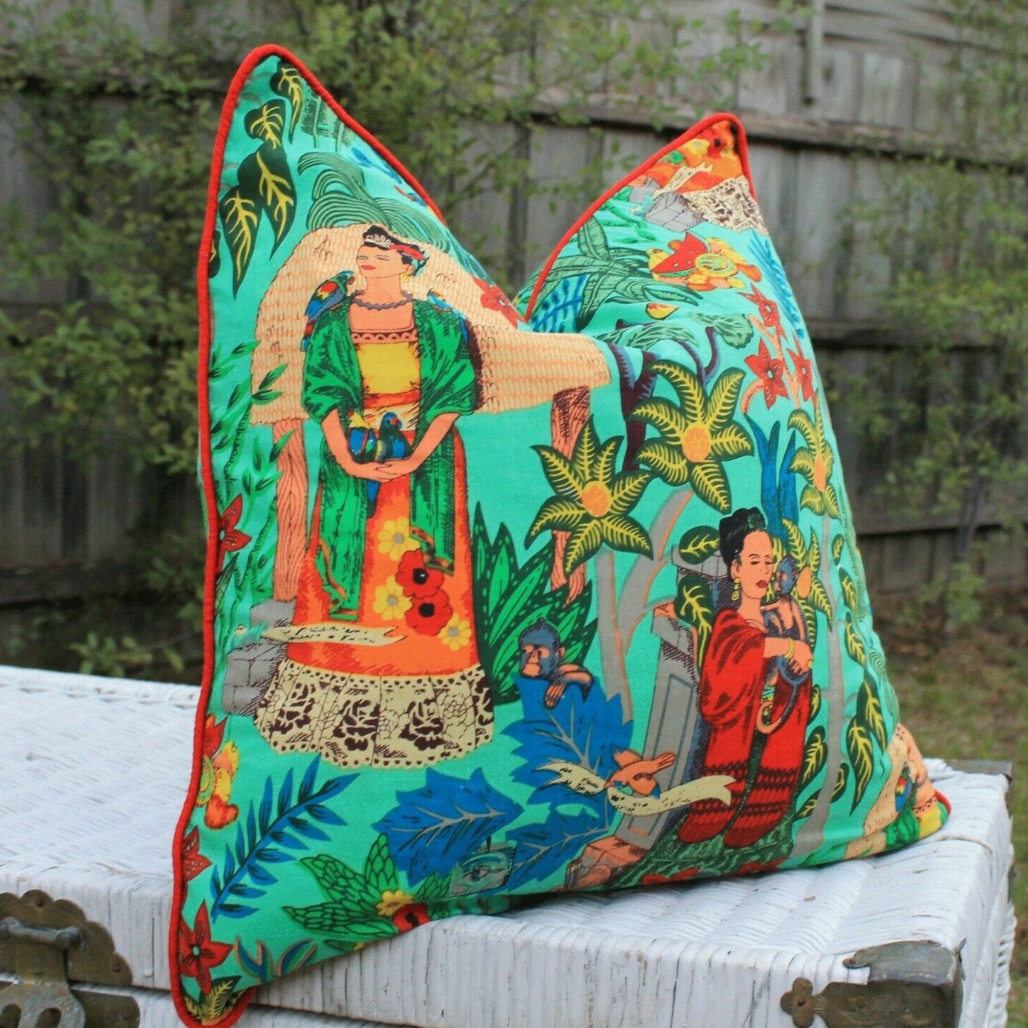 'Frida's Jungle Oasis' 100% Cotton Cushion Cover