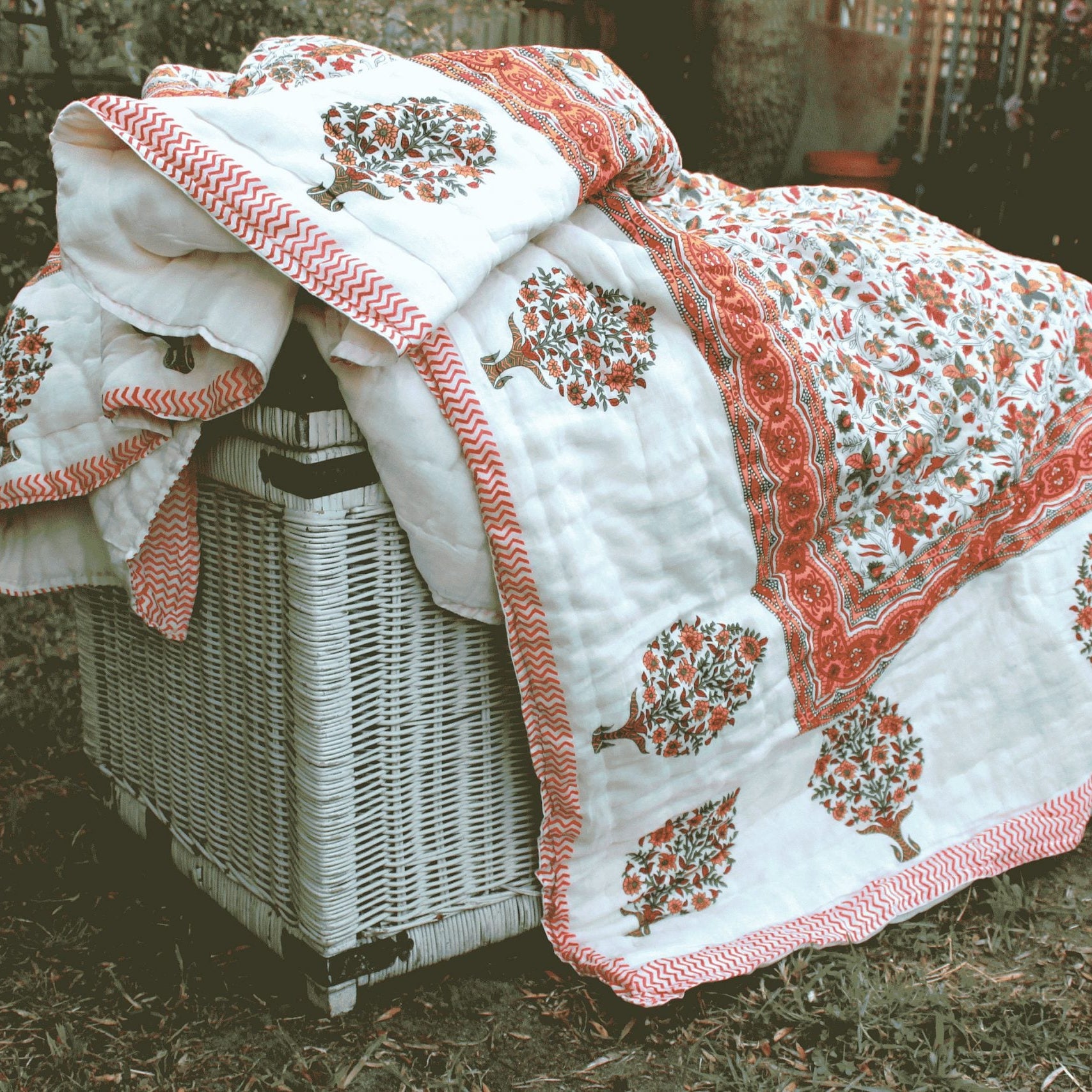 Linen Connections Vintage Handmade Kantha Floral Cotton Quilt Throw Bedspread Block Print Quilt Indian Quilt Comforter Duvet Cover Quilt