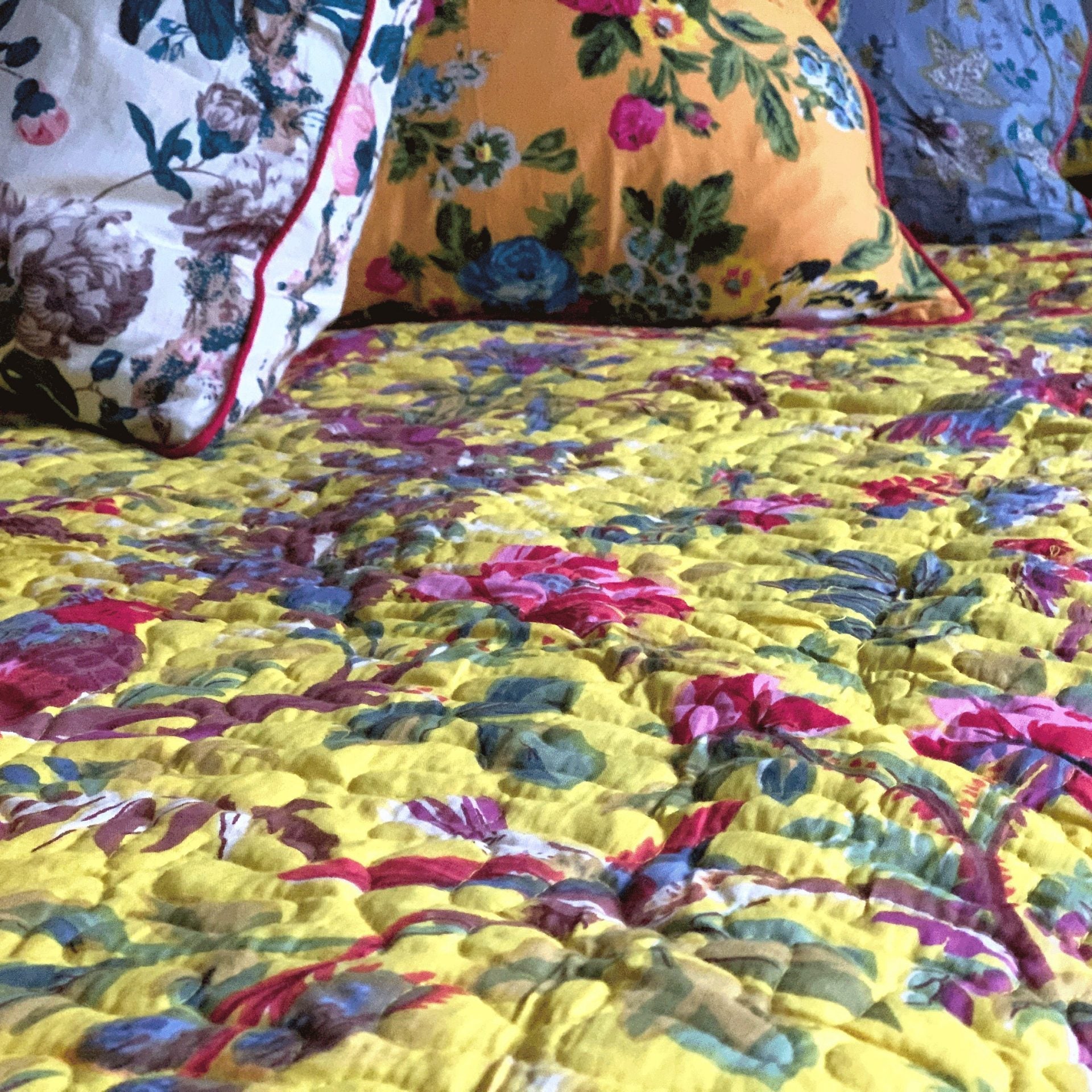 Linen Connections Floral Reversible Cotton Quilt - Sun