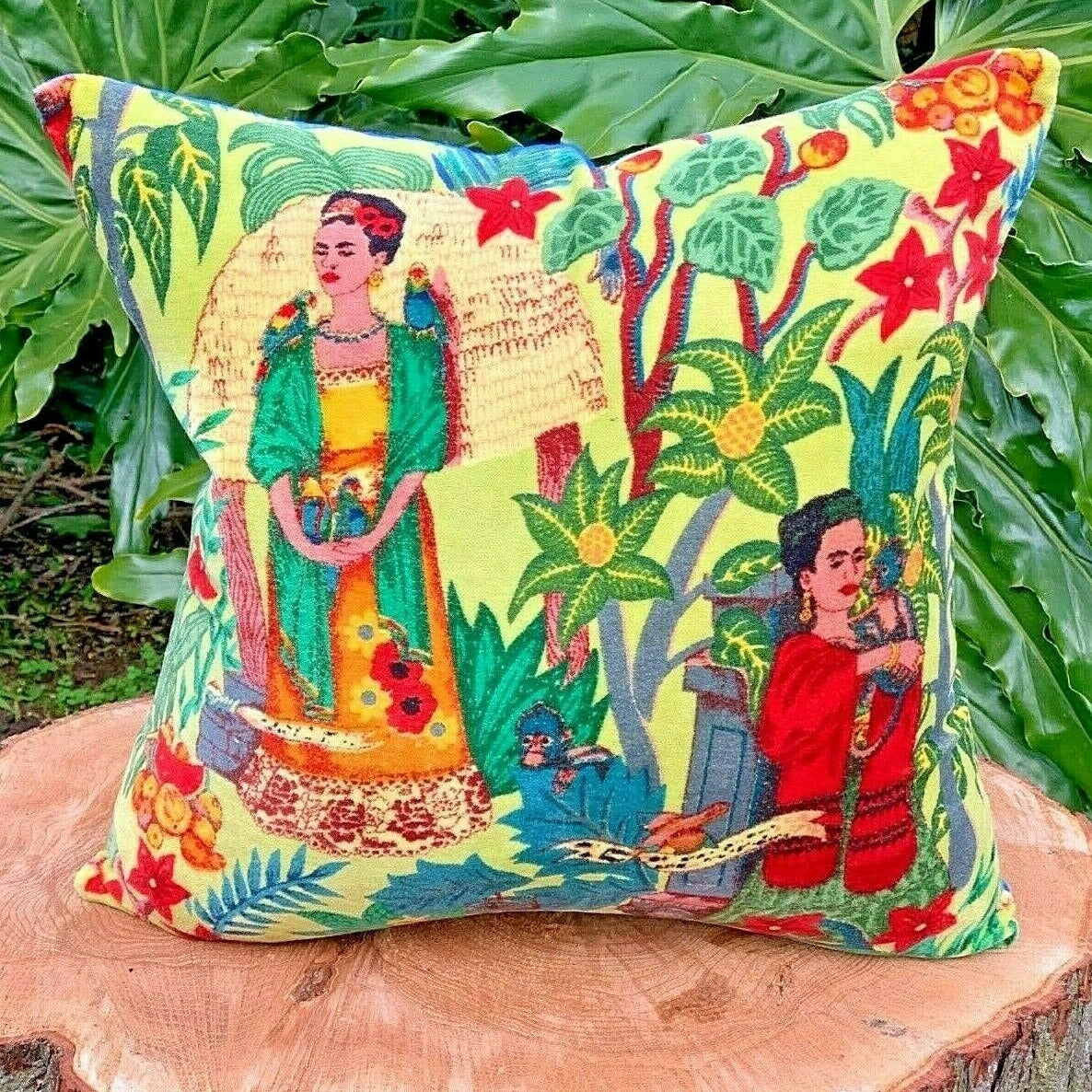 'Viva Frida!' 100% Cotton Velvet Cushion Cover